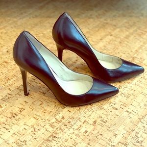 BCBGeneration Black Pump